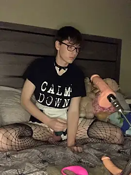 Snapshot of YourFavTwinkie chatting on January 20, 2025, 7:15 am YourFavTwinkie online show from January 20, 2025, 7:15 am