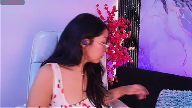 Valery wang online show from April 7, 2026, 11:43 am