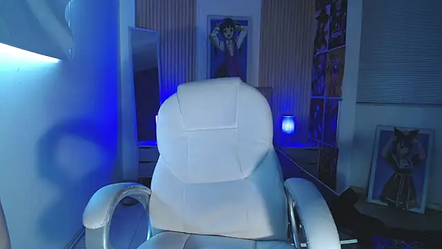 kittyhouse hs online show from December 2, 2025, 9:21 pm