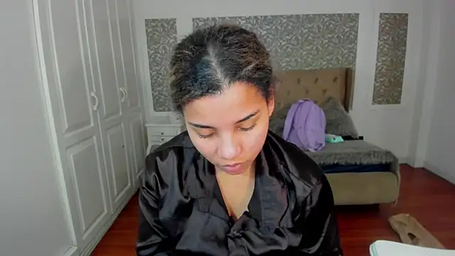 Snapshot of Mayaa_ross chatting on September 29, 2025, 2:06 am Mayaa ross online show from September 29, 2025, 2:06 am