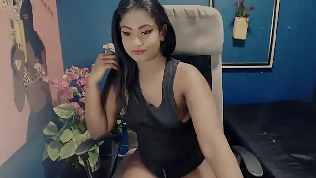 Littleindianmilf online show from September 18, 2025, 9:44 am