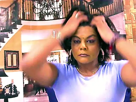 Snapshot of indianCherryPie chatting on September 24, 2025, 5:44 am indianCherryPie online show from September 24, 2025, 5:44 am