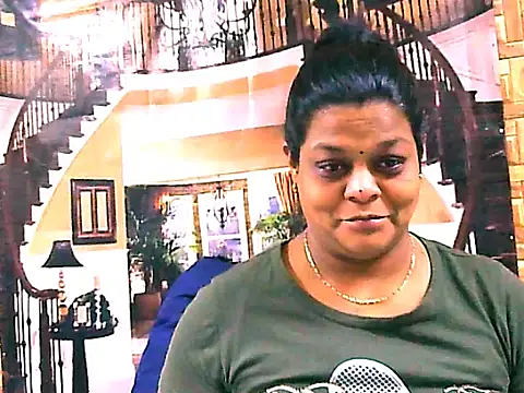 Snapshot of indianCherryPie chatting on September 26, 2025, 5:44 am indianCherryPie online show from September 26, 2025, 5:44 am