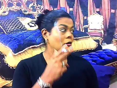 Snapshot of indianCherryPie chatting on October 27, 2025, 5:33 am indianCherryPie online show from October 27, 2025, 5:33 am