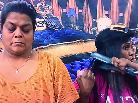 indianCherryPie online show from November 21, 2025, 5:50 am