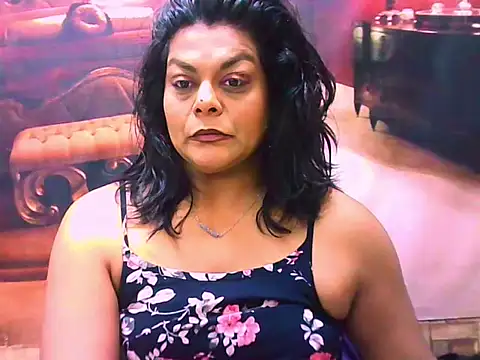indianCherryPie online show from June 17, 2026, 5:21 am