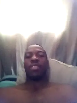 Snapshot of Max_Gun chatting on January 12, 2025, 5:45 am Max Gun online show from January 12, 2025, 5:45 am