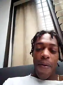 Snapshot of LarryCollin chatting on January 24, 2025, 10:41 pm LarryCollin online show from January 24, 2025, 10:41 pm