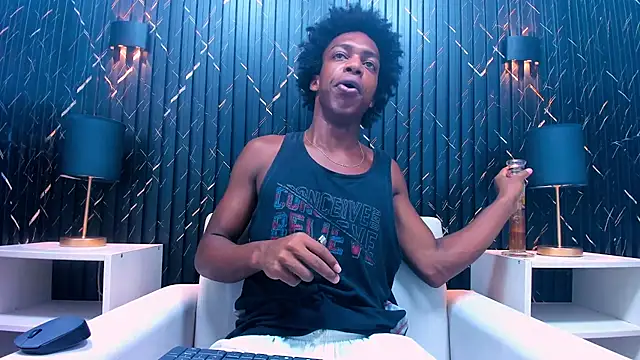 Snapshot of LarryCollin chatting on February 15, 2025, 7:38 am LarryCollin online show from February 15, 2025, 7:38 am