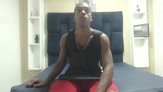 LarryCollin online show from February 21, 2025, 10:59 pm