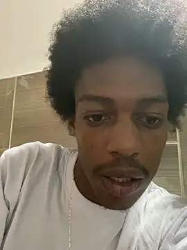 LarryCollin online show from March 12, 2025, 9:44 am