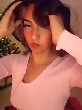 JelenaFow online show from December 8, 2024, 5:18 am