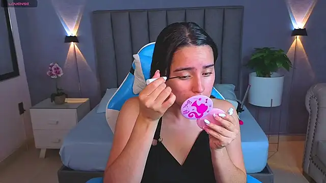 Snapshot of angelica_dymond chatting on September 26, 2025, 12:31 pm angelica dymond online show from September 26, 2025, 12:31 pm