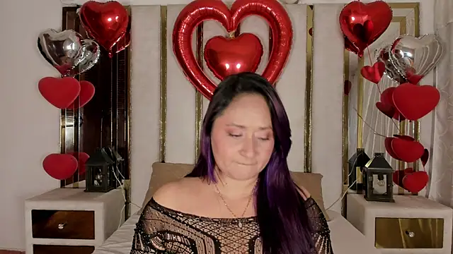 Snapshot of MicaelaHot_ chatting on February 9, 2025, 3:32 am MicaelaHot online show from February 9, 2025, 3:32 am