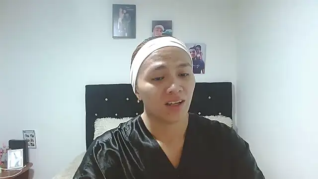 Snapshot of giuliana_andrade chatting on October 23, 2025, 12:21 am giuliana andrade online show from October 23, 2025, 12:21 am