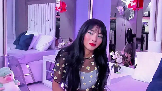 Kitty Eliffe online show from February 11, 2025, 10:28 pm