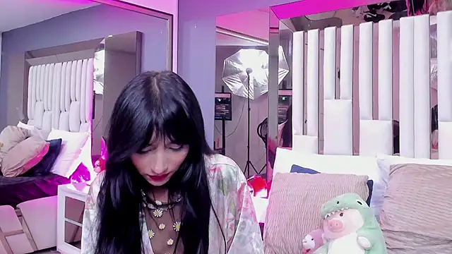 Kitty Eliffe online show from March 6, 2025, 10:36 pm