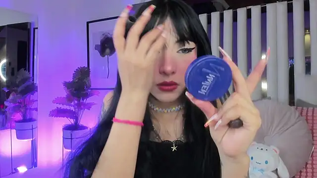 Kitty Eliffe online show from October 4, 2025, 9:46 pm