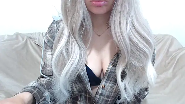  kitty Rose  online show from May 2, 2026, 2:49 am