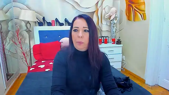 Snapshot of LauraSin chatting on January 11, 2025, 4:16 am LauraSin online show from January 11, 2025, 4:16 am