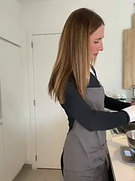 lola tentatiion online show from January 6, 2025, 1:52 pm