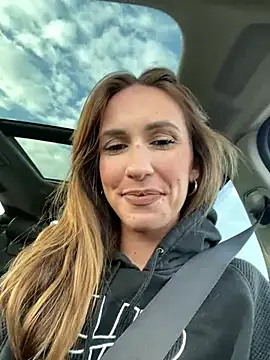 lola tentatiion online show from January 14, 2025, 1:28 pm