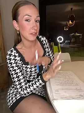 lola tentatiion online show from January 19, 2025, 8:41 pm