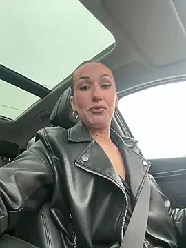 lola tentatiion online show from January 20, 2025, 2:25 pm