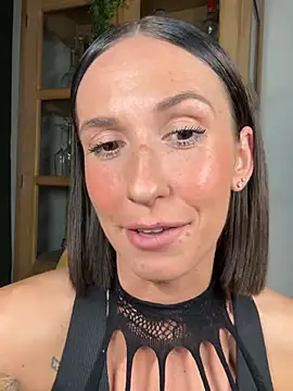 lola tentatiion online show from May 5, 2026, 7:33 pm
