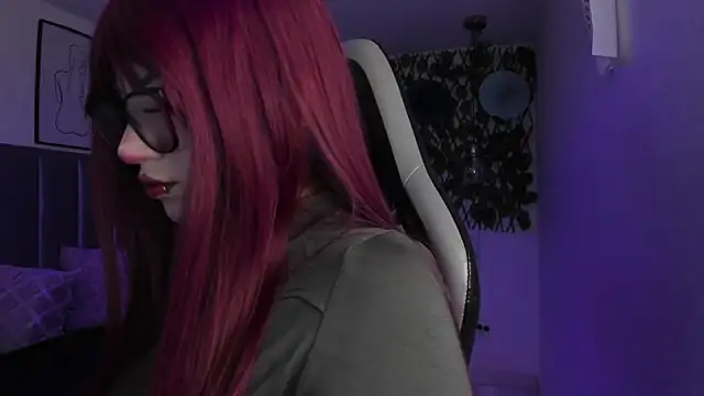 Kitty Gang online show from May 27, 2026, 1:46 am