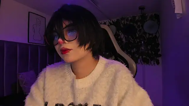 Kitty Gang online show from June 4, 2026, 1:55 am