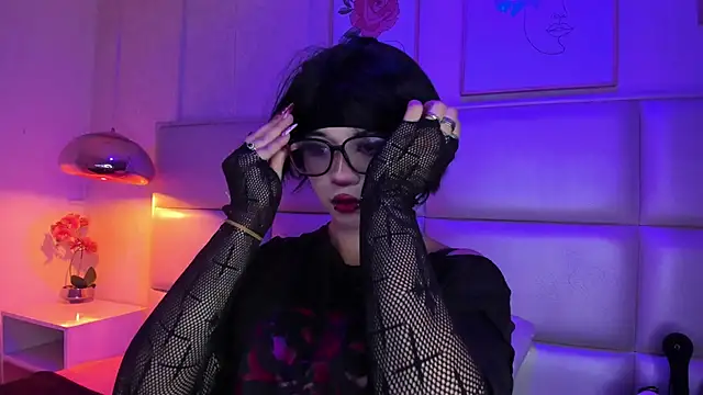Kitty Gang online show from June 8, 2026, 10:54 pm