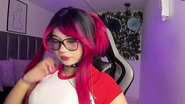 Kitty Gang online show from June 16, 2026, 1:30 am