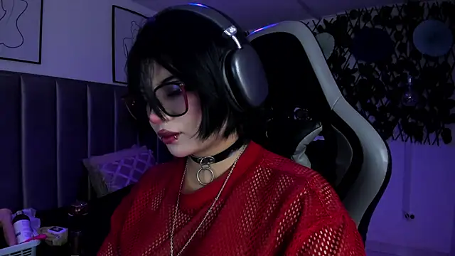 Kitty Gang online show from July 1, 2026, 1:18 am