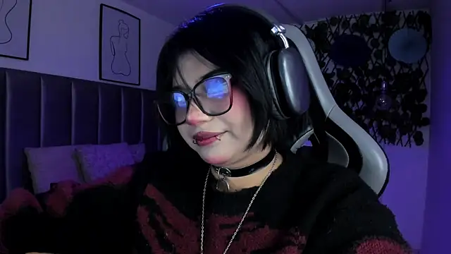 Kitty Gang online show from July 2, 2026, 3:23 am