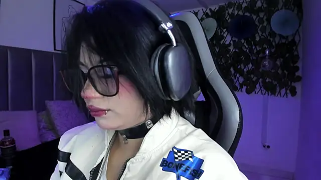 Kitty Gang online show from July 11, 2026, 1:08 am