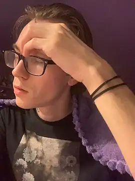 Alex17am online show from December 1, 2025, 12:15 am