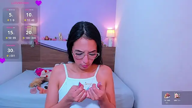 MichellRose7 online show from February 21, 2025, 8:27 pm
