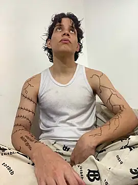 lax777  online show from February 6, 2026, 8:29 am