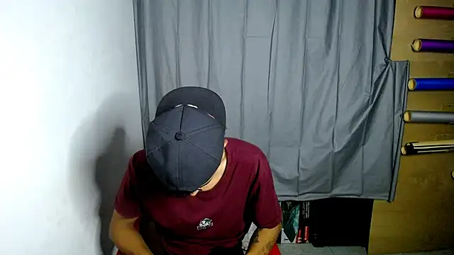 Snapshot of freddy_romas chatting on January 31, 2025, 1:54 am freddy romas online show from January 31, 2025, 1:54 am