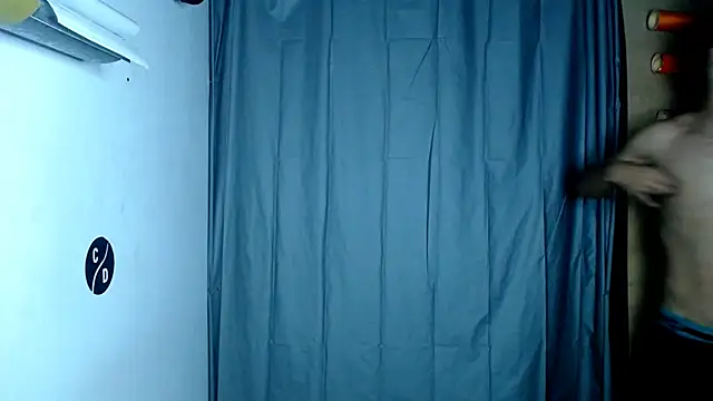 Snapshot of freddy_romas chatting on February 17, 2025, 1:36 am freddy romas online show from February 17, 2025, 1:36 am