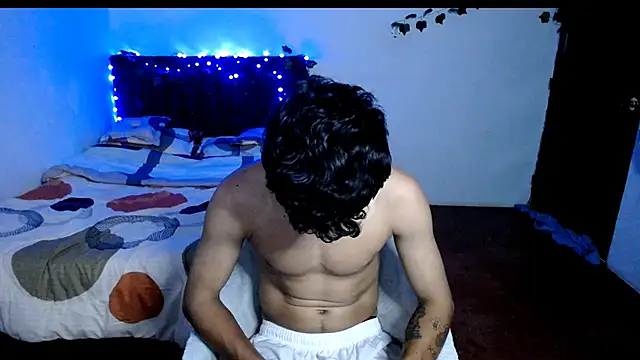 Snapshot of freddy_romas chatting on September 12, 2025, 1:17 am freddy romas online show from September 12, 2025, 1:17 am