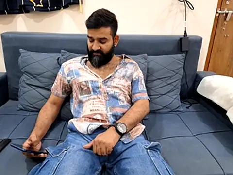 Fun Guuy online show from November 16, 2025, 10:21 am