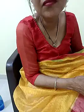 Snapshot of Saroj-Shah chatting on February 13, 2025, 6:52 am Saroj-Shah online show from February 13, 2025, 6:52 am