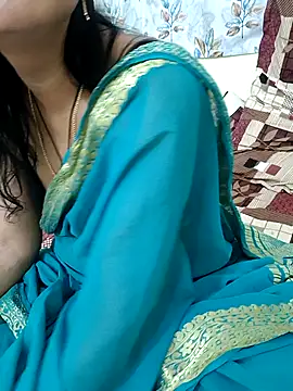Snapshot of Saroj-Shah chatting on February 14, 2025, 6:34 am Saroj-Shah online show from February 14, 2025, 6:34 am
