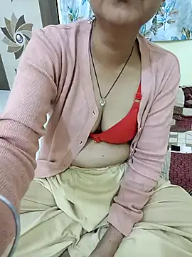 Snapshot of Saroj-Shah chatting on February 16, 2025, 12:19 am Saroj-Shah online show from February 16, 2025, 12:19 am