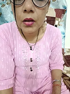 Snapshot of Saroj-Shah chatting on February 19, 2025, 10:23 am Saroj-Shah online show from February 19, 2025, 10:23 am