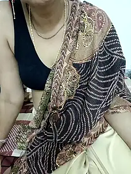 Snapshot of Saroj-Shah chatting on February 28, 2025, 6:43 am Saroj-Shah online show from February 28, 2025, 6:43 am