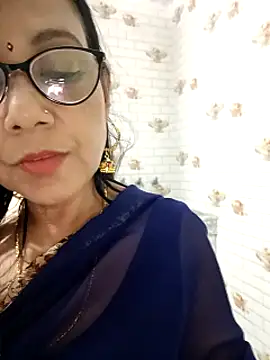 Snapshot of Saroj-Shah chatting on March 2, 2025, 2:00 pm Saroj-Shah online show from March 2, 2025, 2:00 pm