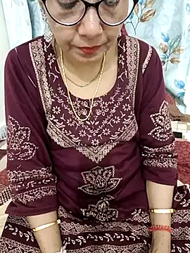 Snapshot of Saroj-Shah chatting on March 9, 2025, 9:57 am Saroj-Shah online show from March 9, 2025, 9:57 am